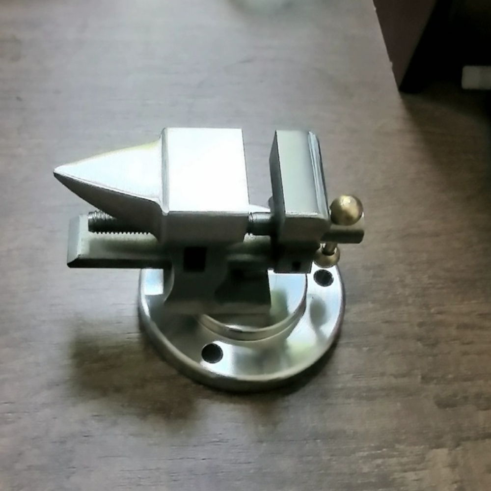 Adjustable Desktop Mini Bench  – Bench Vise Swivel recenzja i cena